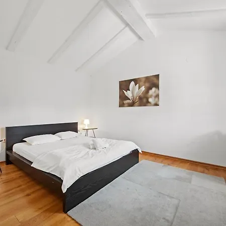 Adagio Villa *