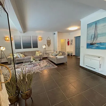 Adagio Villa