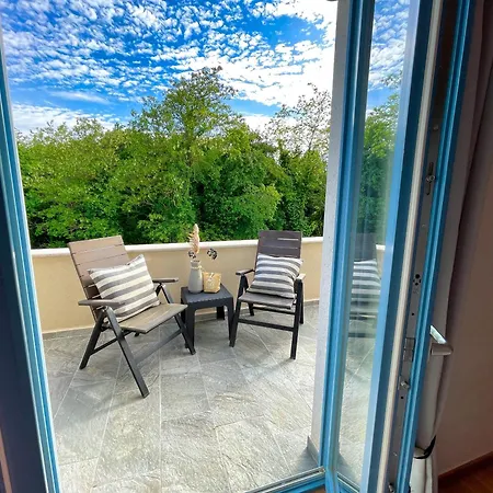 Adagio Villa *