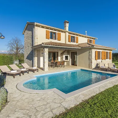 阿达吉奥别墅 * Rojnići