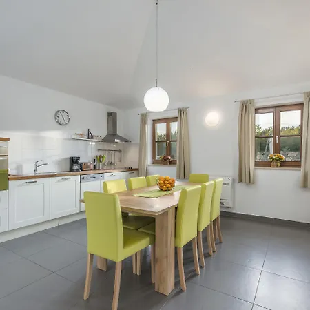 阿达吉奥别墅 * Rojnići