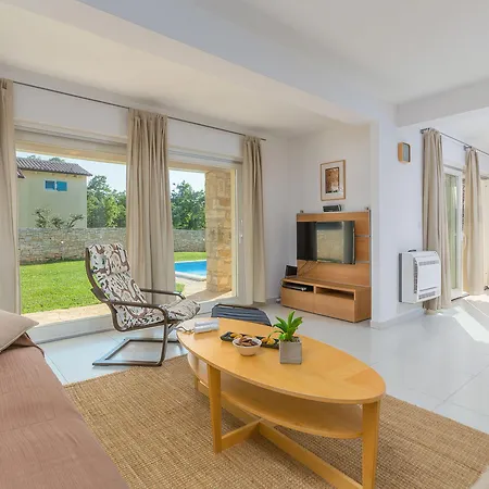 阿达吉奥别墅 *