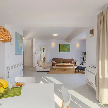 阿达吉奥别墅 * Rojnići