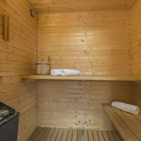 阿达吉奥别墅 别墅 Rojnići