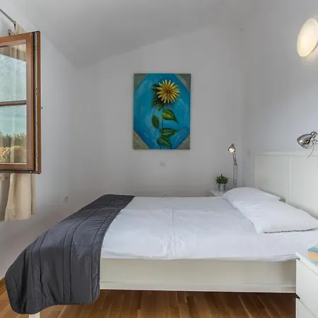Adagio Villa