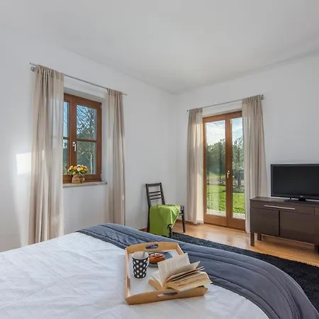 Adagio Villa
