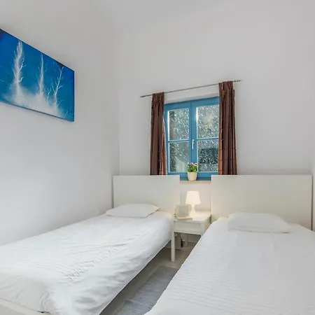 Adagio Villa *