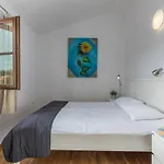 Adagio Villa